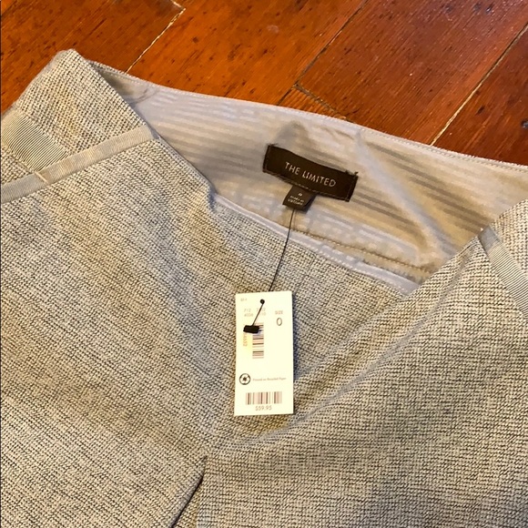 The Limited Pencil Skirt - Picture 4 of 5